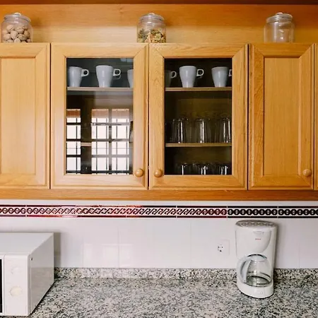 Wonderful 3 Bedroom Flat In The Heart Of Triana شقة