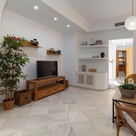 شقة Wonderful 3 Bedroom Flat In The Heart Of Triana إشبيلية