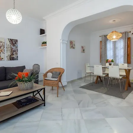 Wonderful 3 Bedroom Flat In The Heart Of Triana * إشبيلية