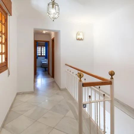 Wonderful 3 Bedroom Flat In The Heart Of Triana * إشبيلية